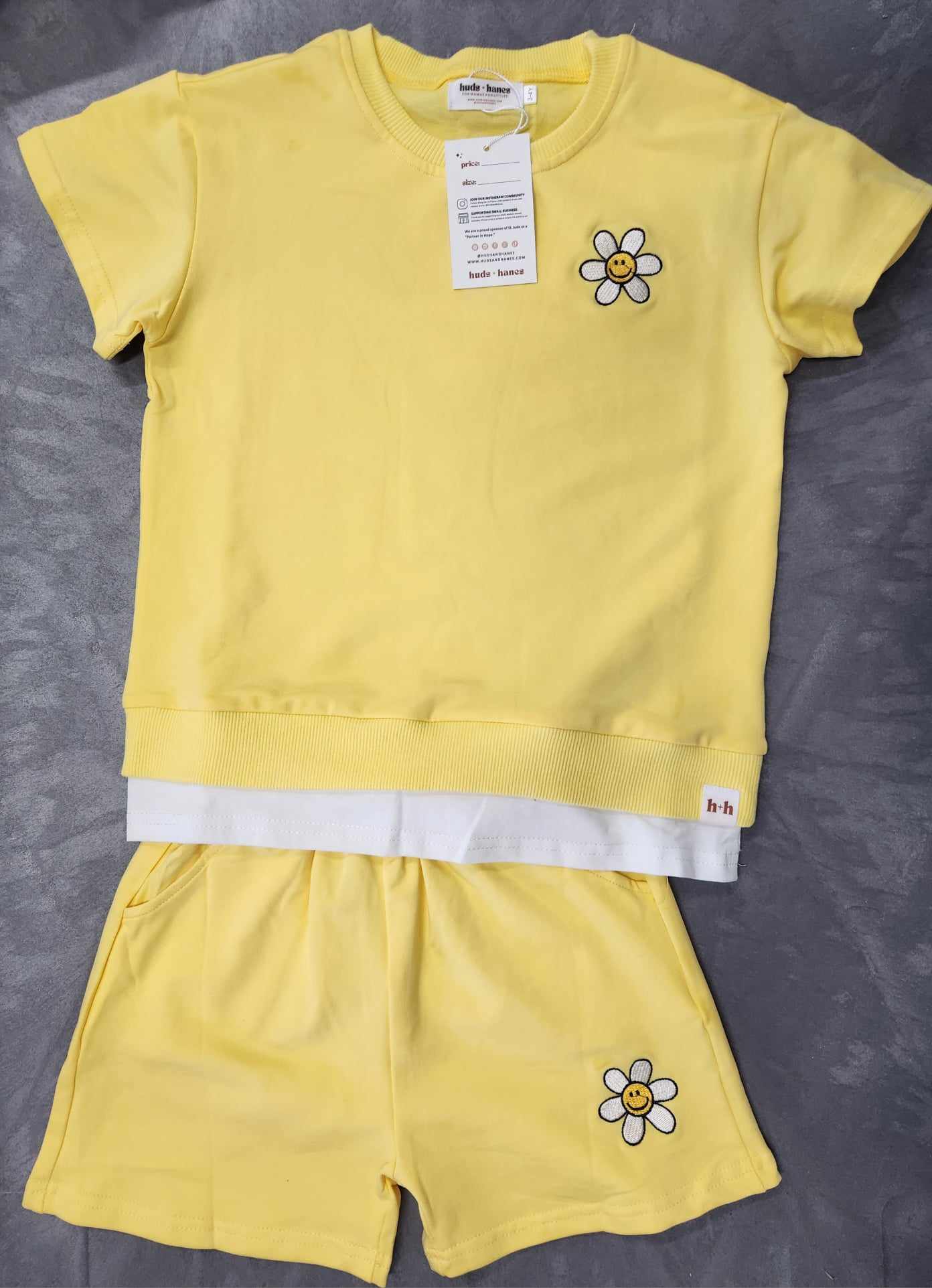 Daisy Embroidered Short Set