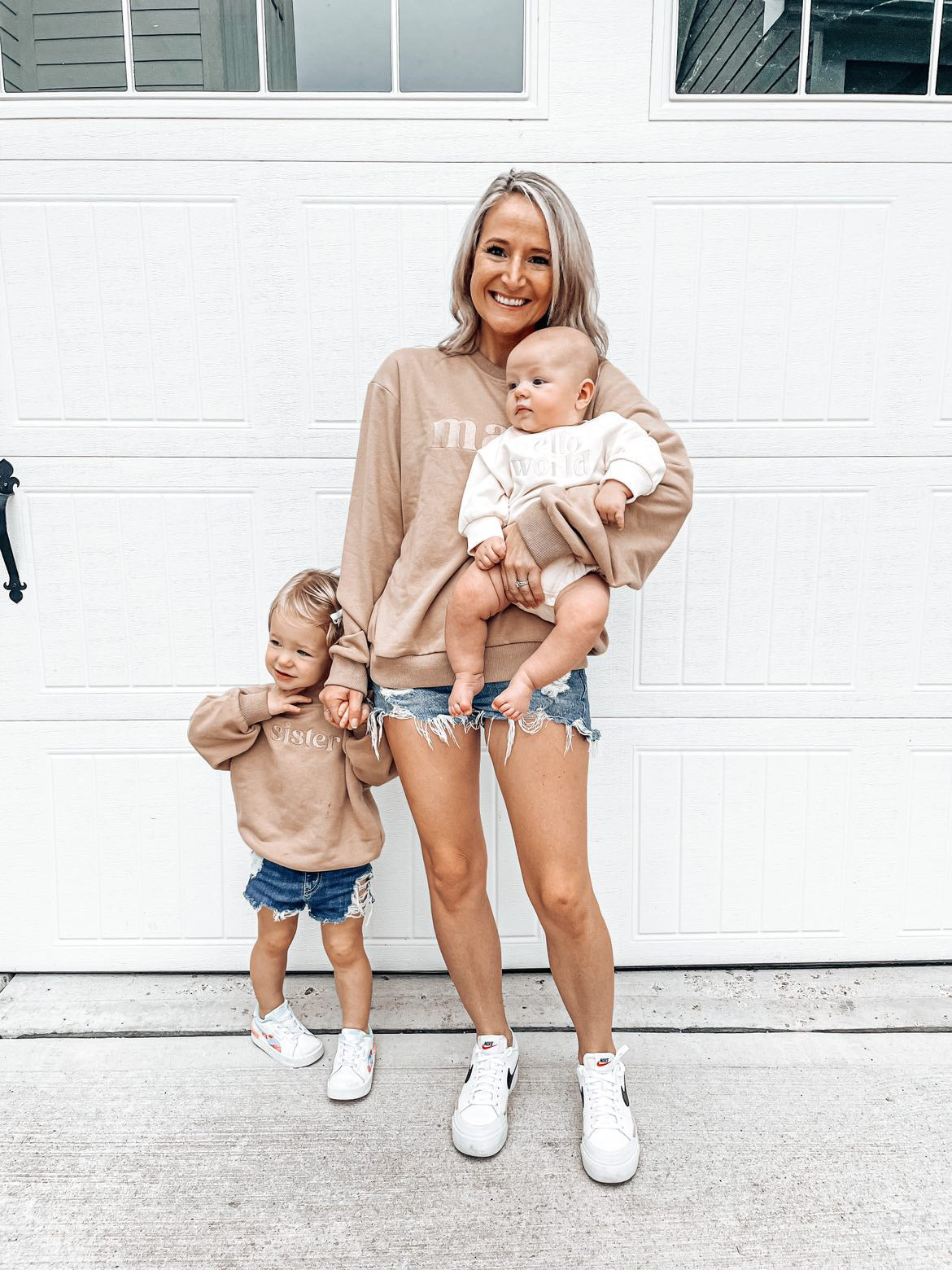 Mama Embroidered Sweatshirt