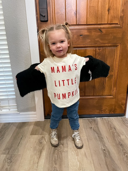 Graphic T-Shirt | Mama's Little Pumpkin